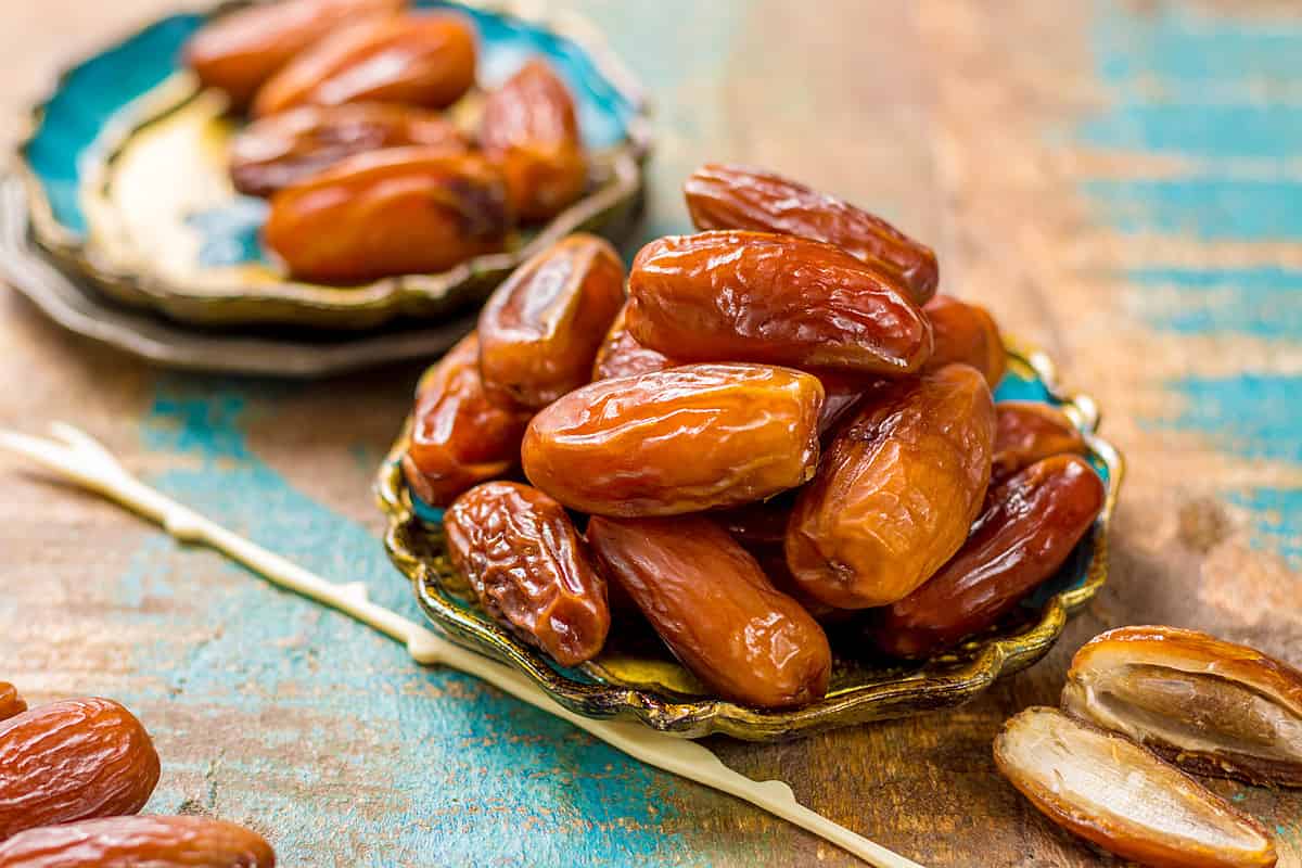 what is ahahani dates